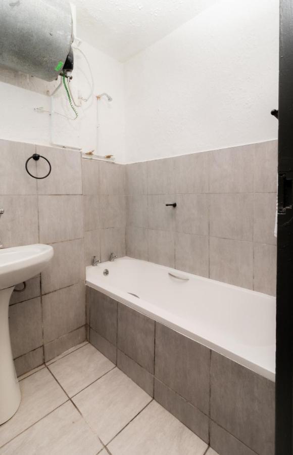 Apartment Wavecrest 1206 *