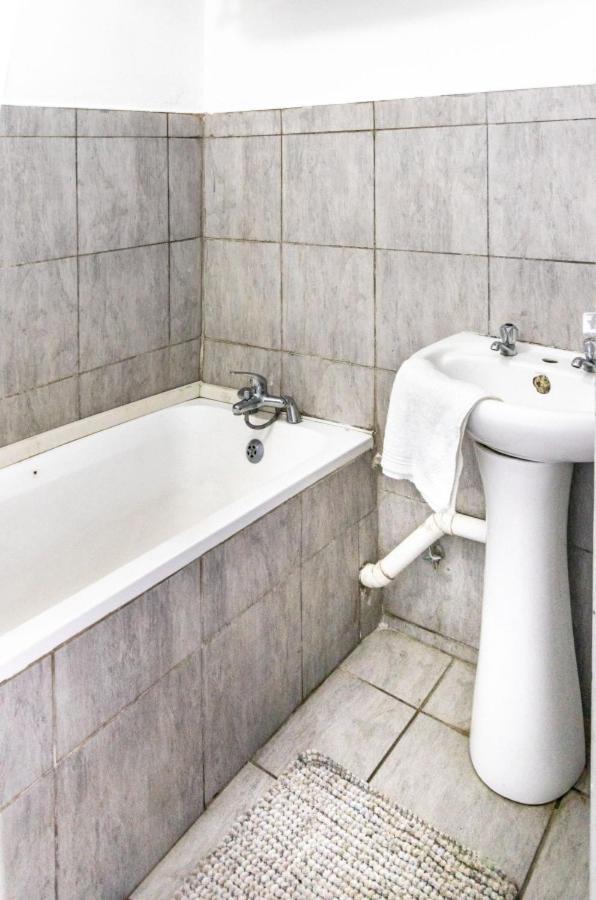 Apartment Wavecrest 1206